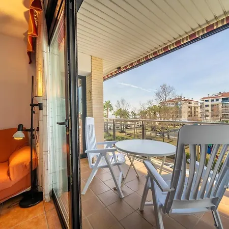 Homeholidaysrentals Adara Pineda de Mar