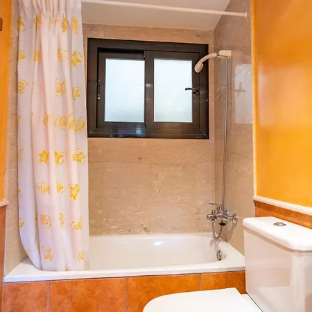 Homeholidaysrentals Adara *